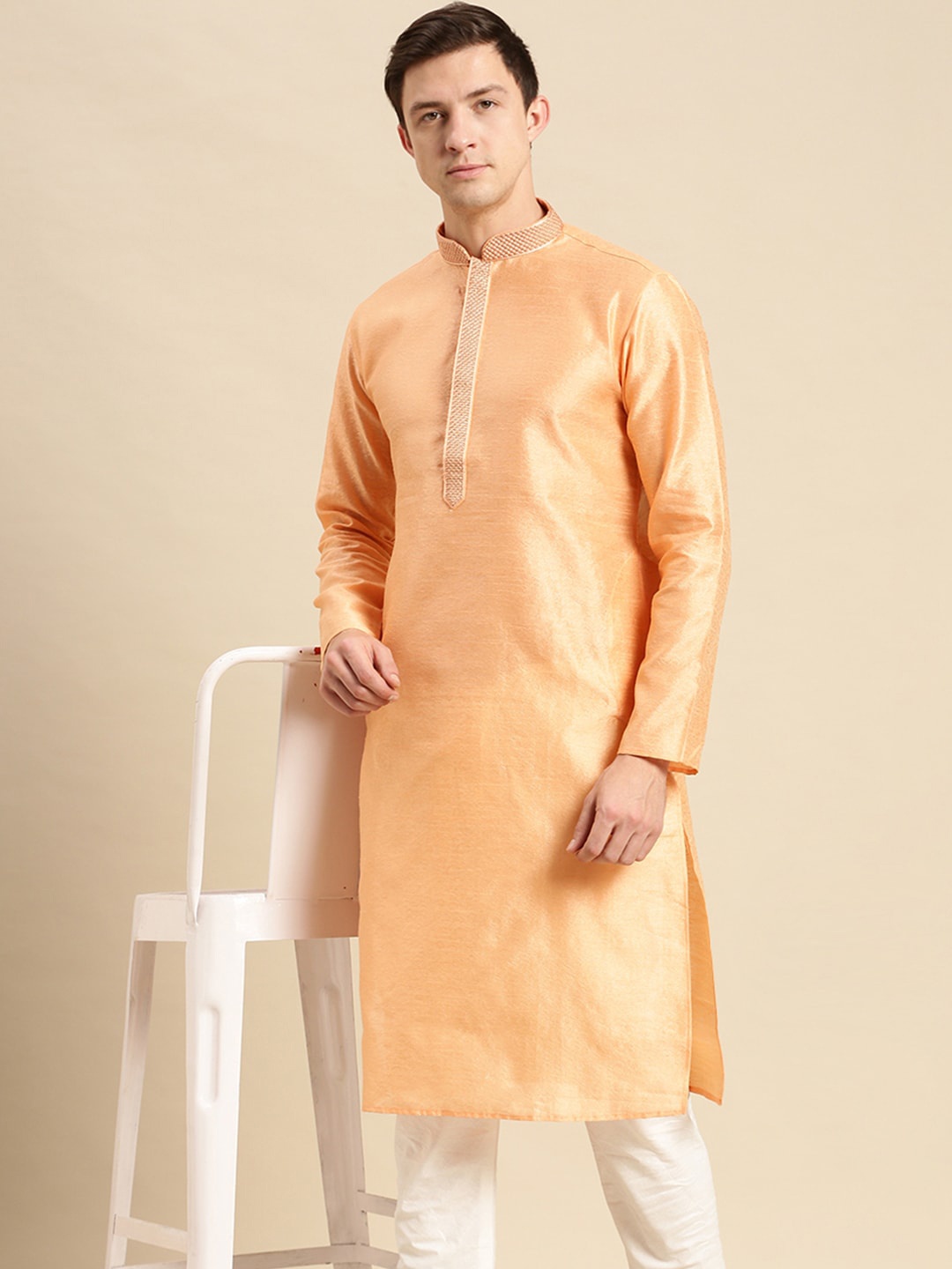 

Sanwara Men Peach-Coloured Floral Thread Work Pastels Kurta