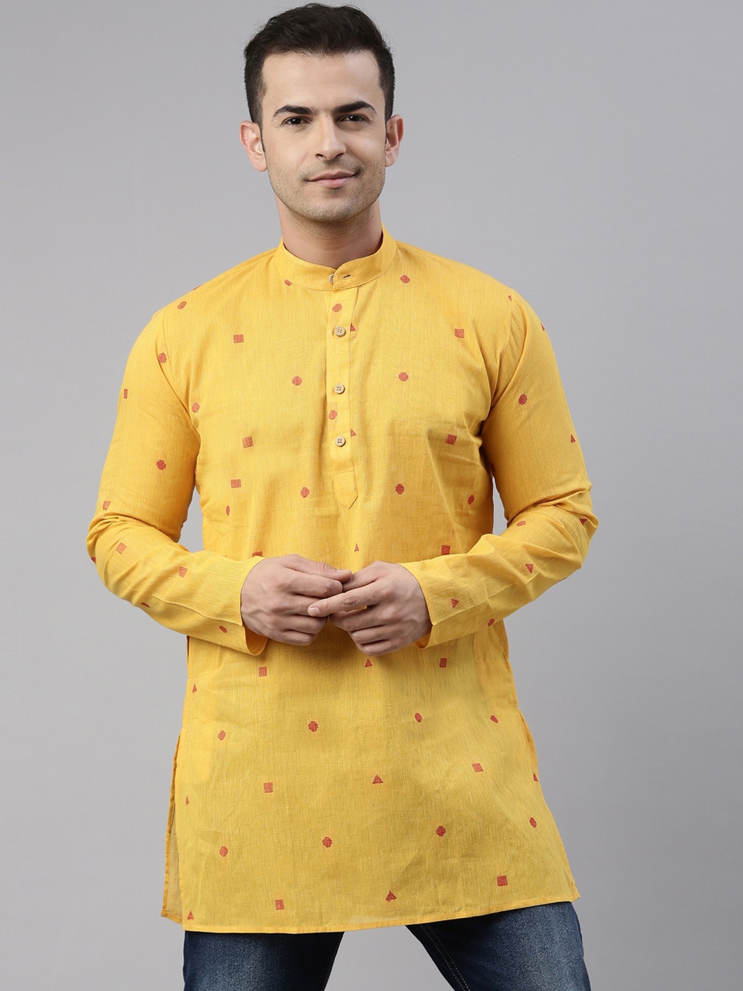 

TATTVA Men Yellow Thread Work Kurta