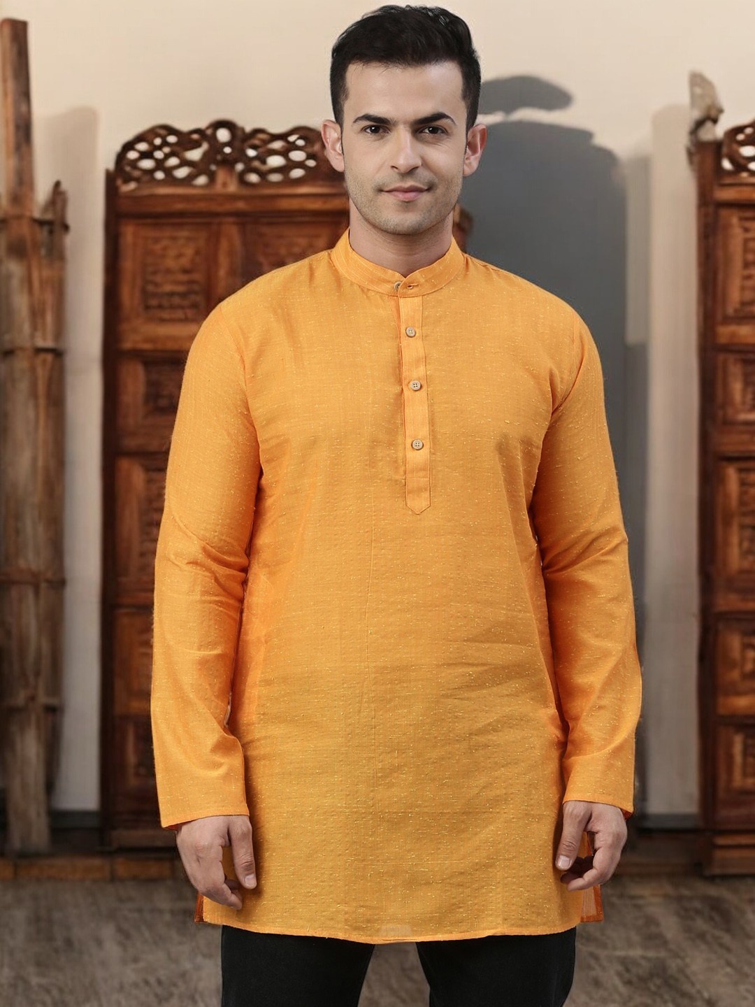 

TATTVA Men Orange Thread Work Kurta