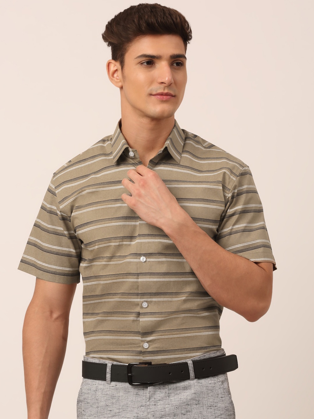 

JAINISH Men Brown Standard Horizontal Stripes Striped Formal Shirt