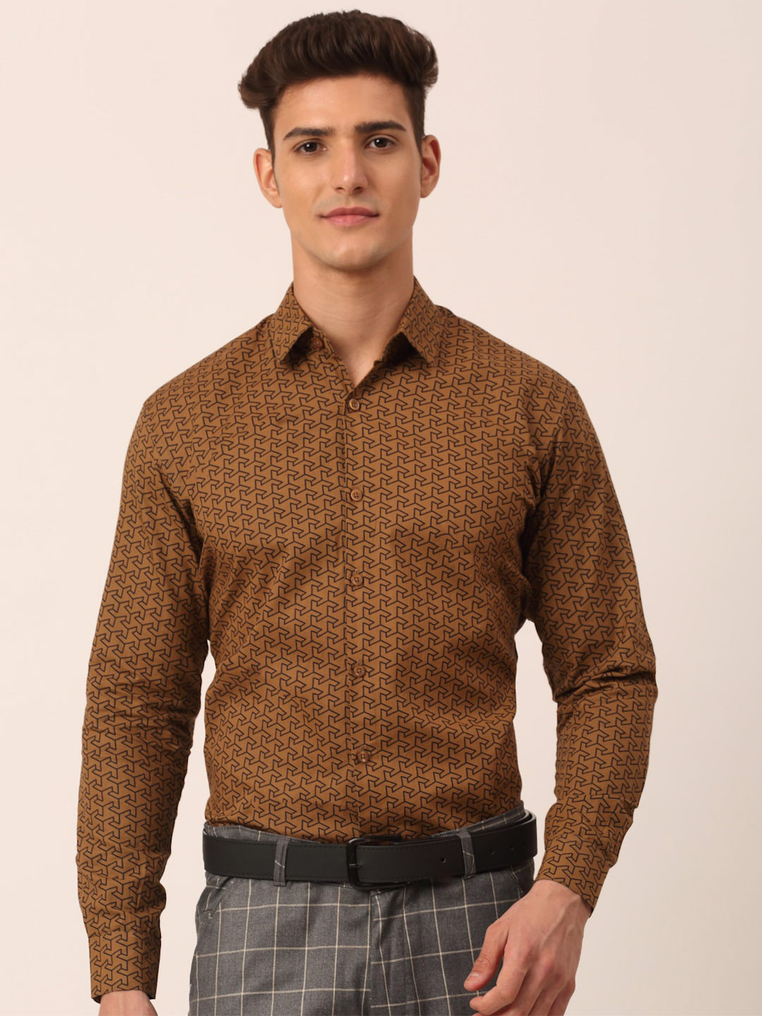 

JAINISH Men Beige Standard Printed Formal Shirt