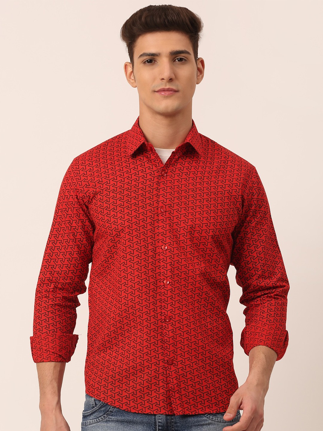 

JAINISH Men Red Standard Printed Casual Shirt