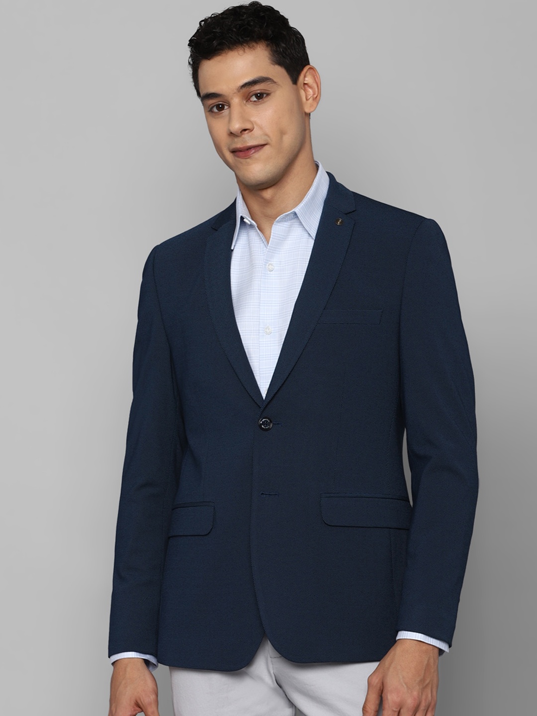 

Allen Solly Men Navy Blue Solid Slim-Fit Single-Breasted Formal Blazer