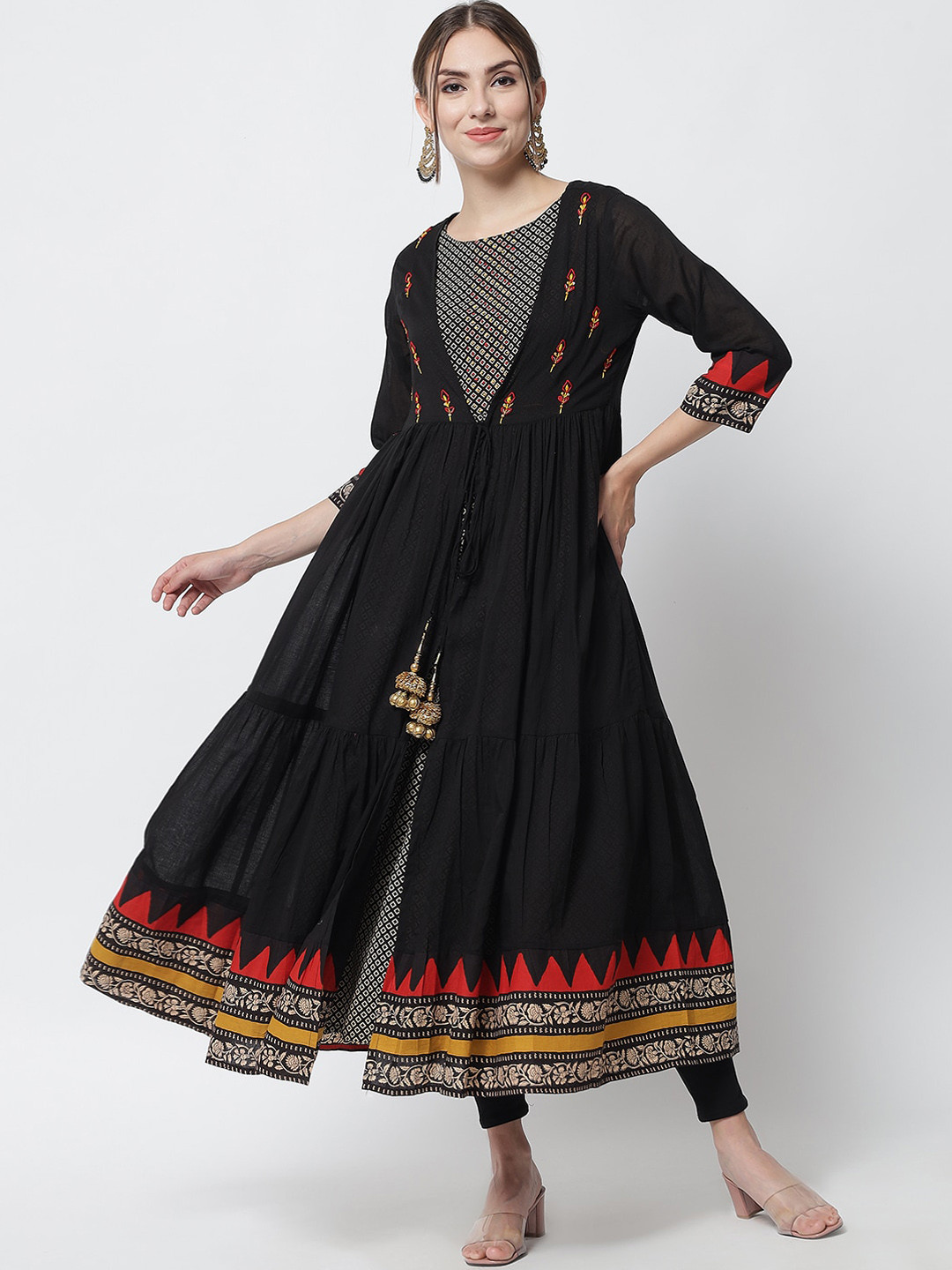 

Pankvi Women Black Geometric Yoke Design Anarkali Kurta