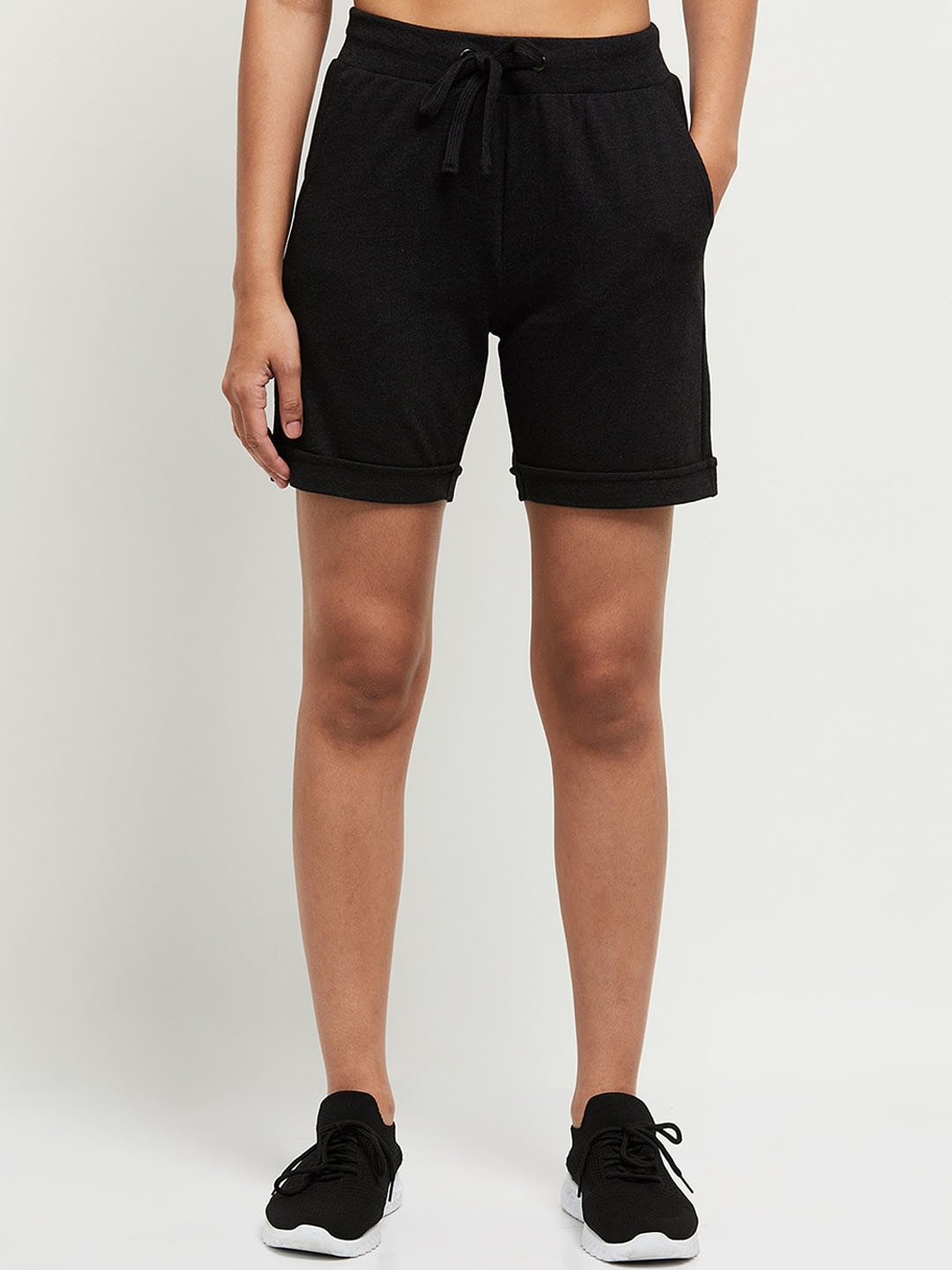 

max Women Charcoal Knitted Regular Shorts