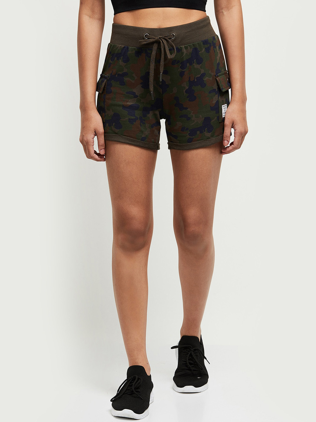 

max Women Olive Green Camouflage Printed Shorts