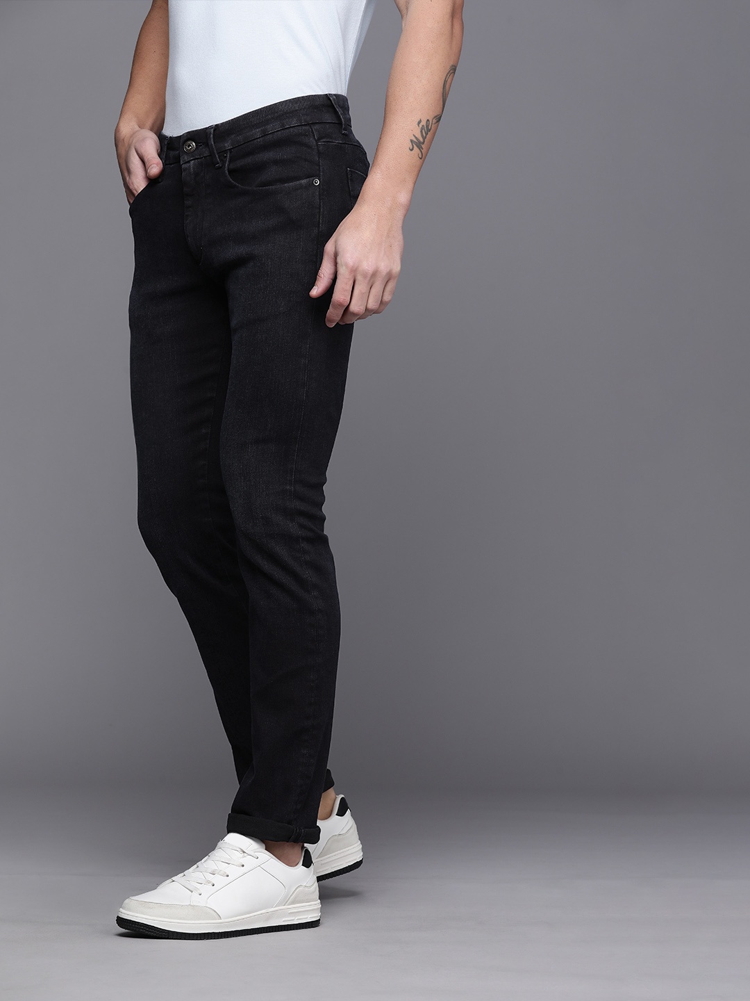 

Louis Philippe Jeans Men Blue Matt Slim Fit Low-Rise Light Fade Stretchable Jeans