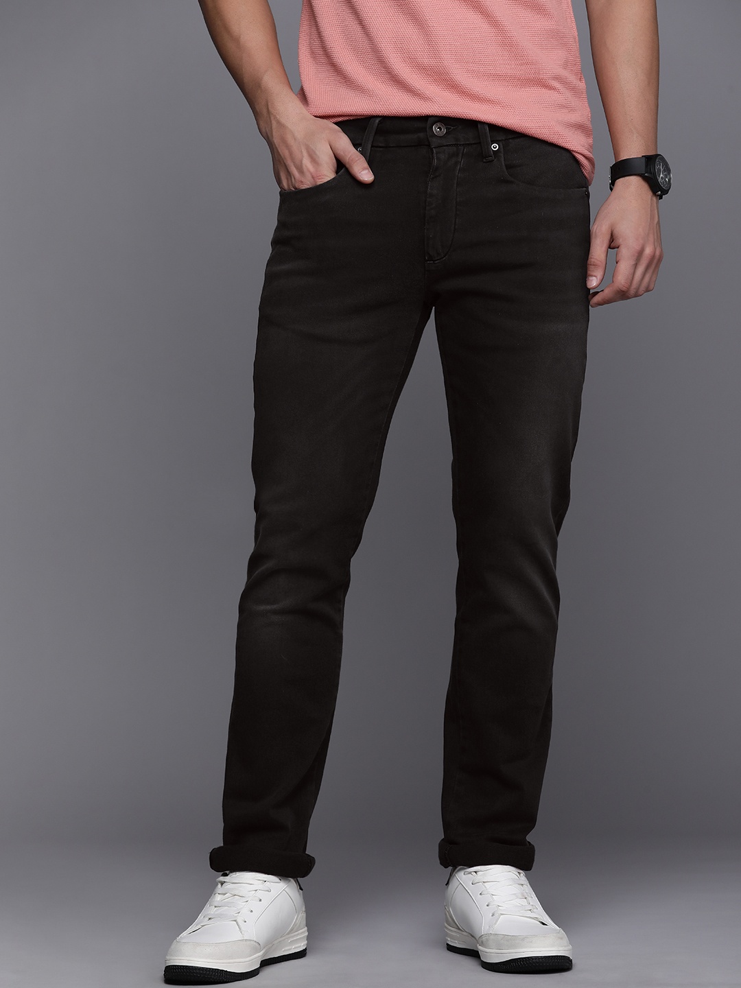 

Louis Philippe Jeans Men Black Slim Fit Mid-Rise Light Fade Stretchable Jeans