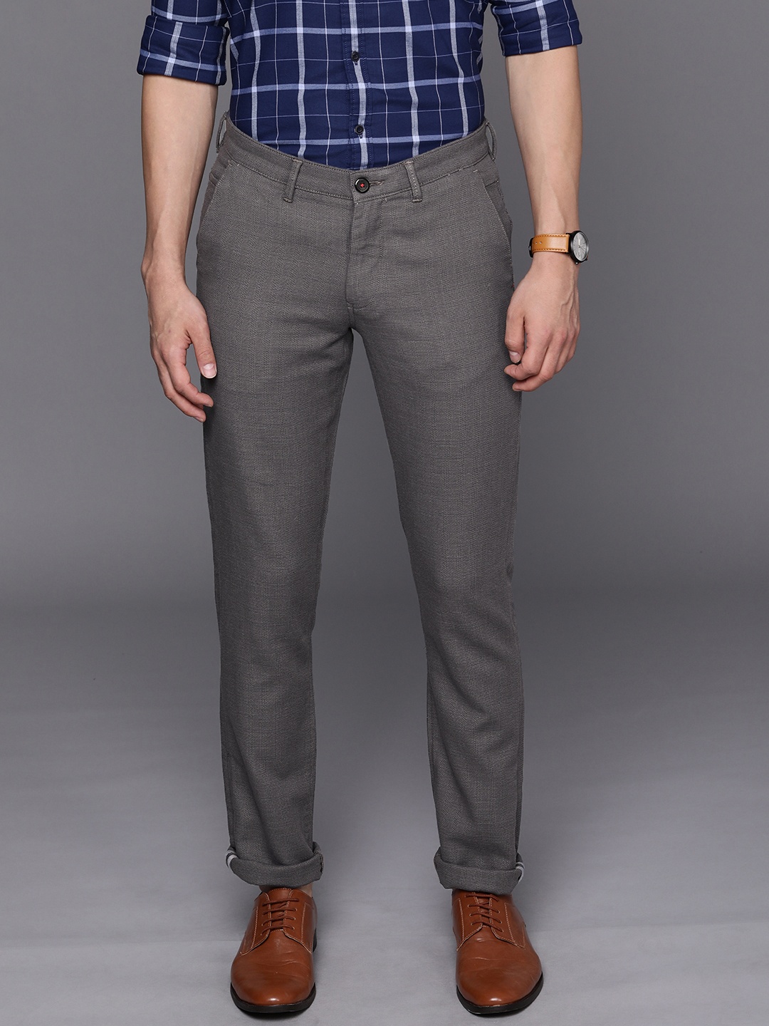 

Louis Philippe Sport Men Charcoal Grey Checked Tapered Fit Low-Rise Formal Trousers