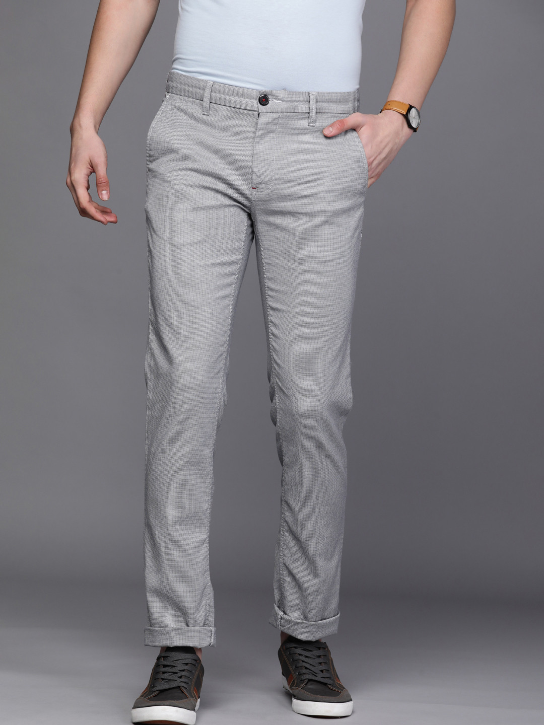 

Louis Philippe Sport Men Grey Slim Fit Trousers