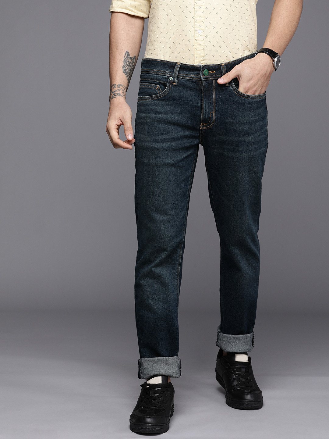 

Louis Philippe Jeans Men Navy Blue Low-Rise Light Fade Stretchable Slim Fit Casual Jeans