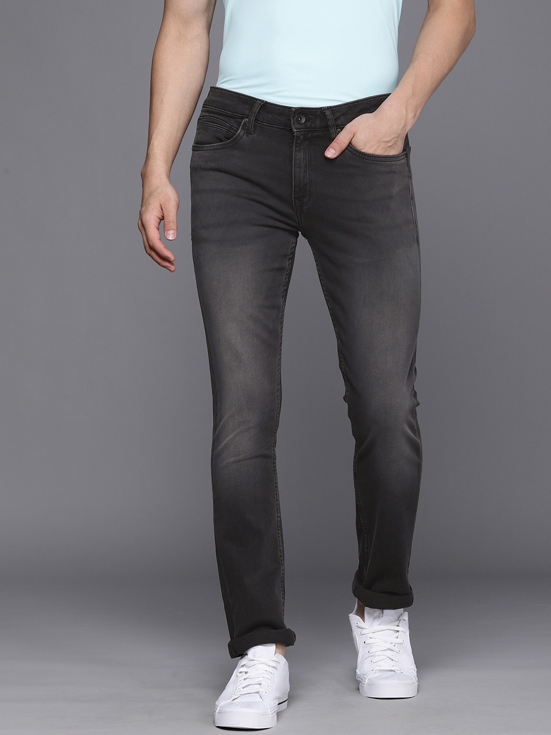 

Louis Philippe Jeans Men Black Slim Fit Mid-Rise Light Fade Stretchable Jeans