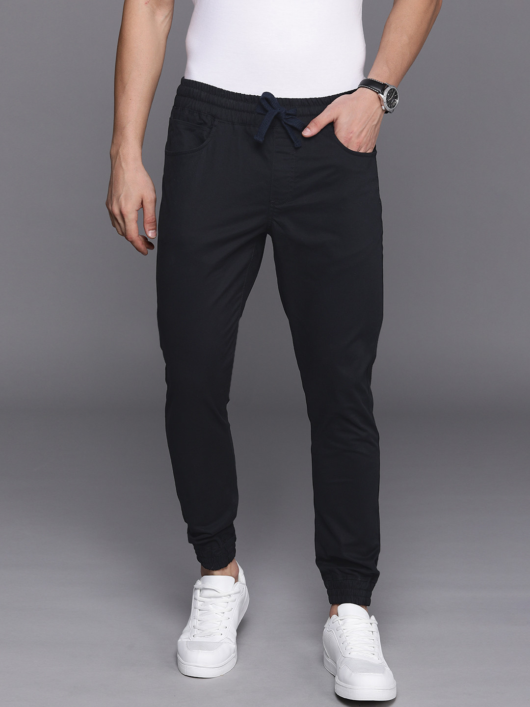 

Louis Philippe Jeans Men Black Slim Fit Low-Rise Joggers Trousers