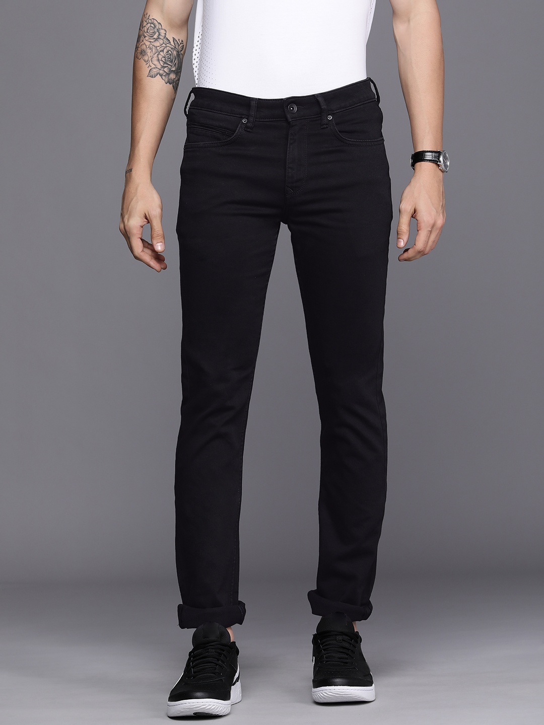 

Louis Philippe Jeans Men Black Slim Fit Low-Rise Stretchable Casual Jeans