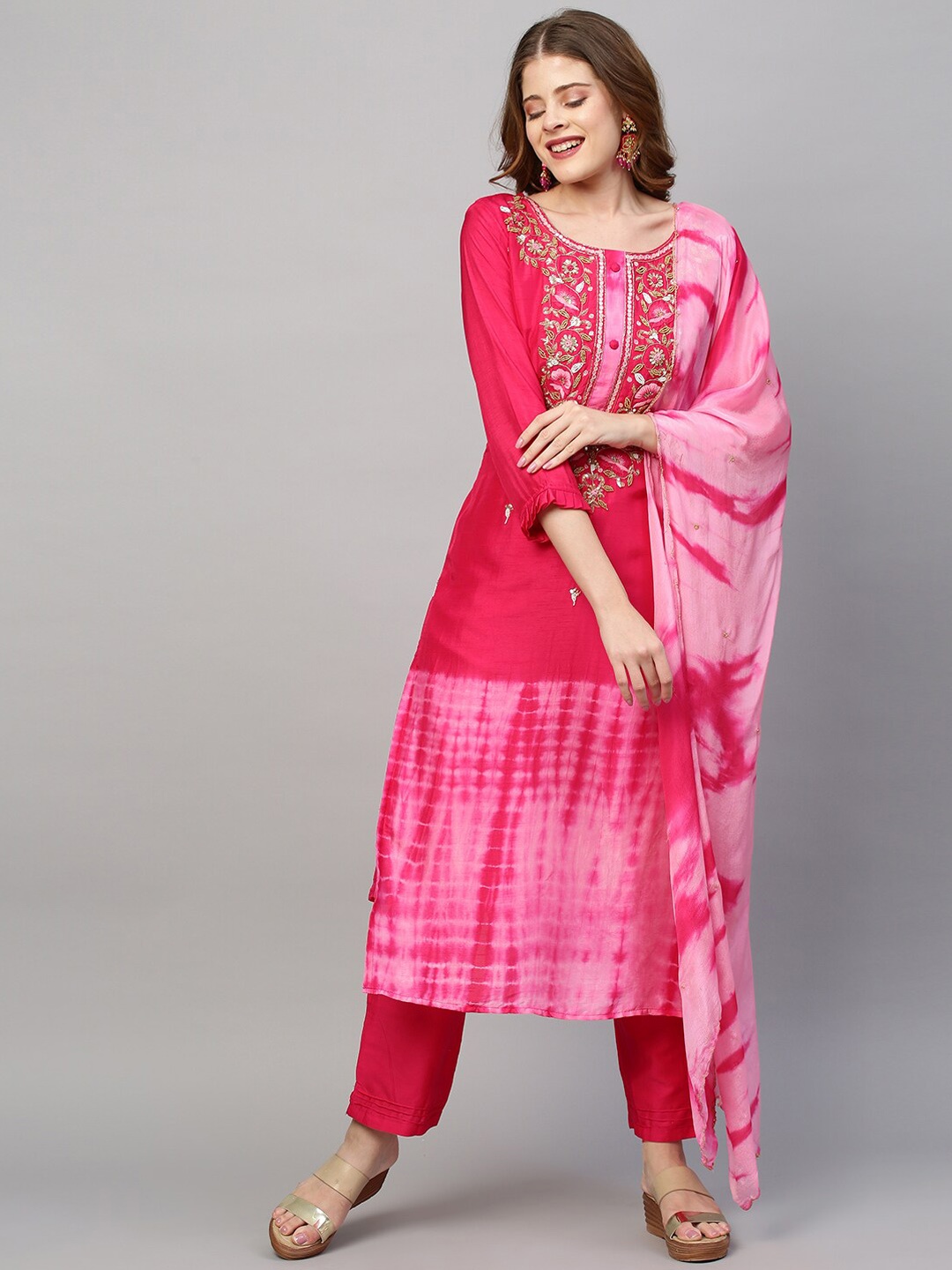 

FASHOR Women Pink Dyed Zardozi Pure Cotton Kurta with Trousers & With Dupatta