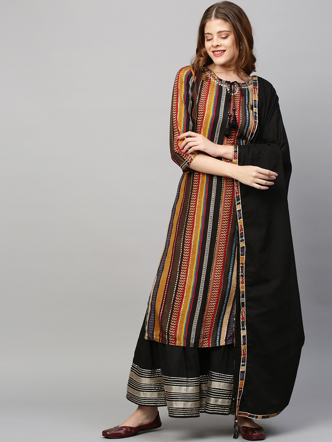 

FASHOR Women Black Gotta Patti Kurta with Sharara