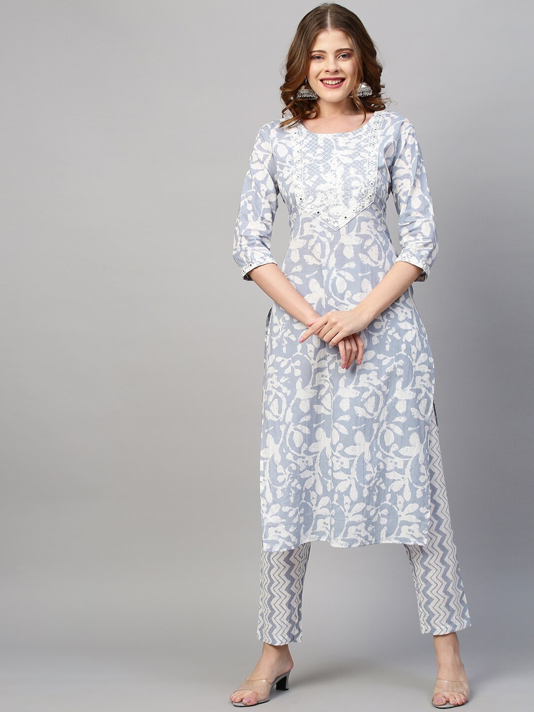 

FASHOR Women Blue printed Sequined Pure Cotton Kurta with Trouser