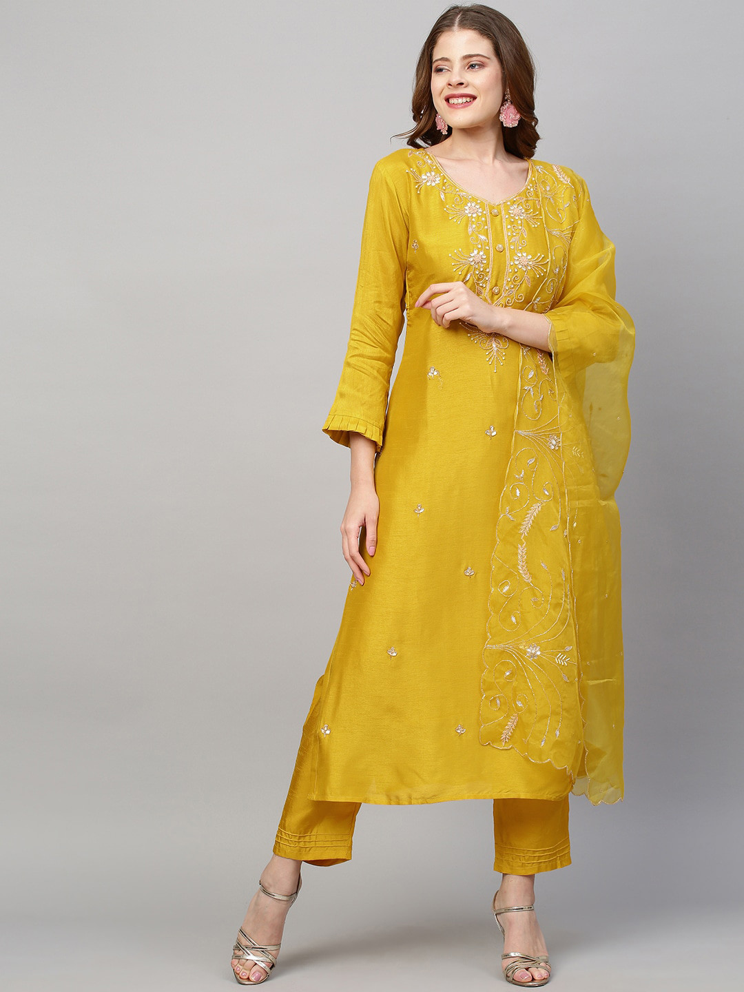 

FASHOR Women Yellow Empire Gotta Patti Kurta with Trousers