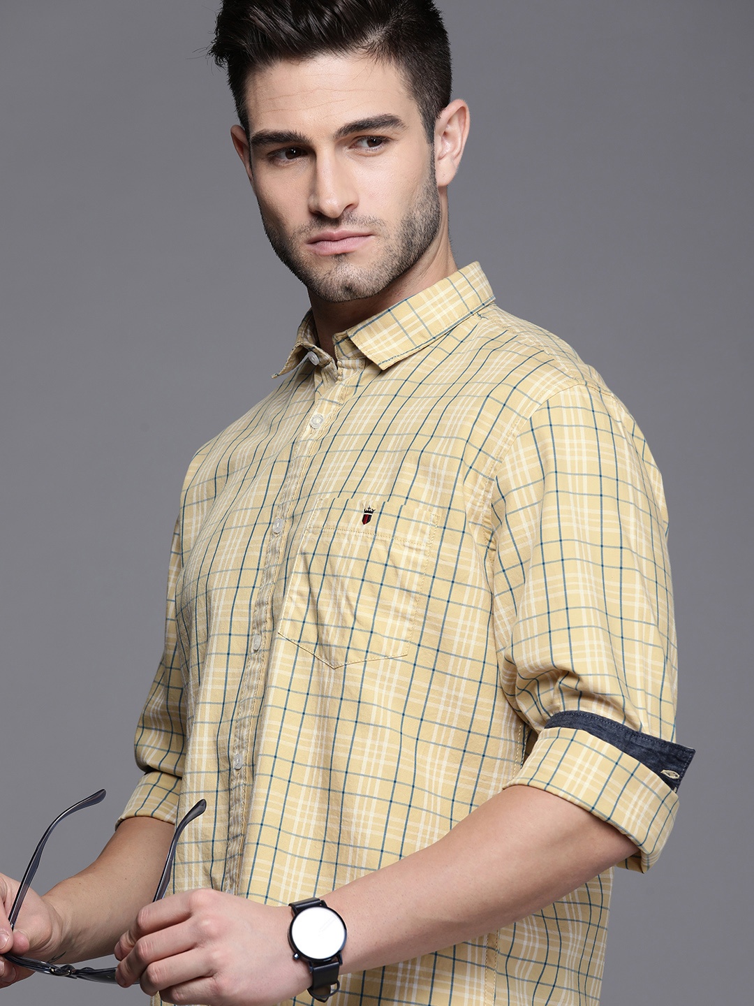 

Louis Philippe Jeans Men Beige Slim Fit Checked Casual Shirt