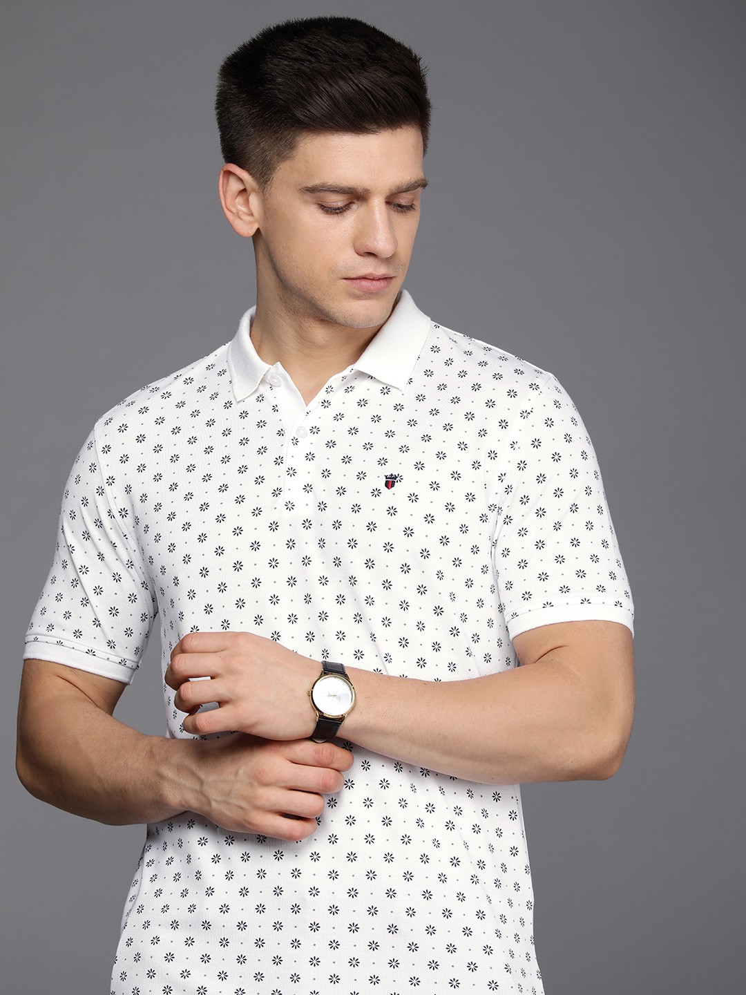 

Louis Philippe Sport Men White & Navy Blue Floral Striped Polo Collar Slim Fit T-shirt
