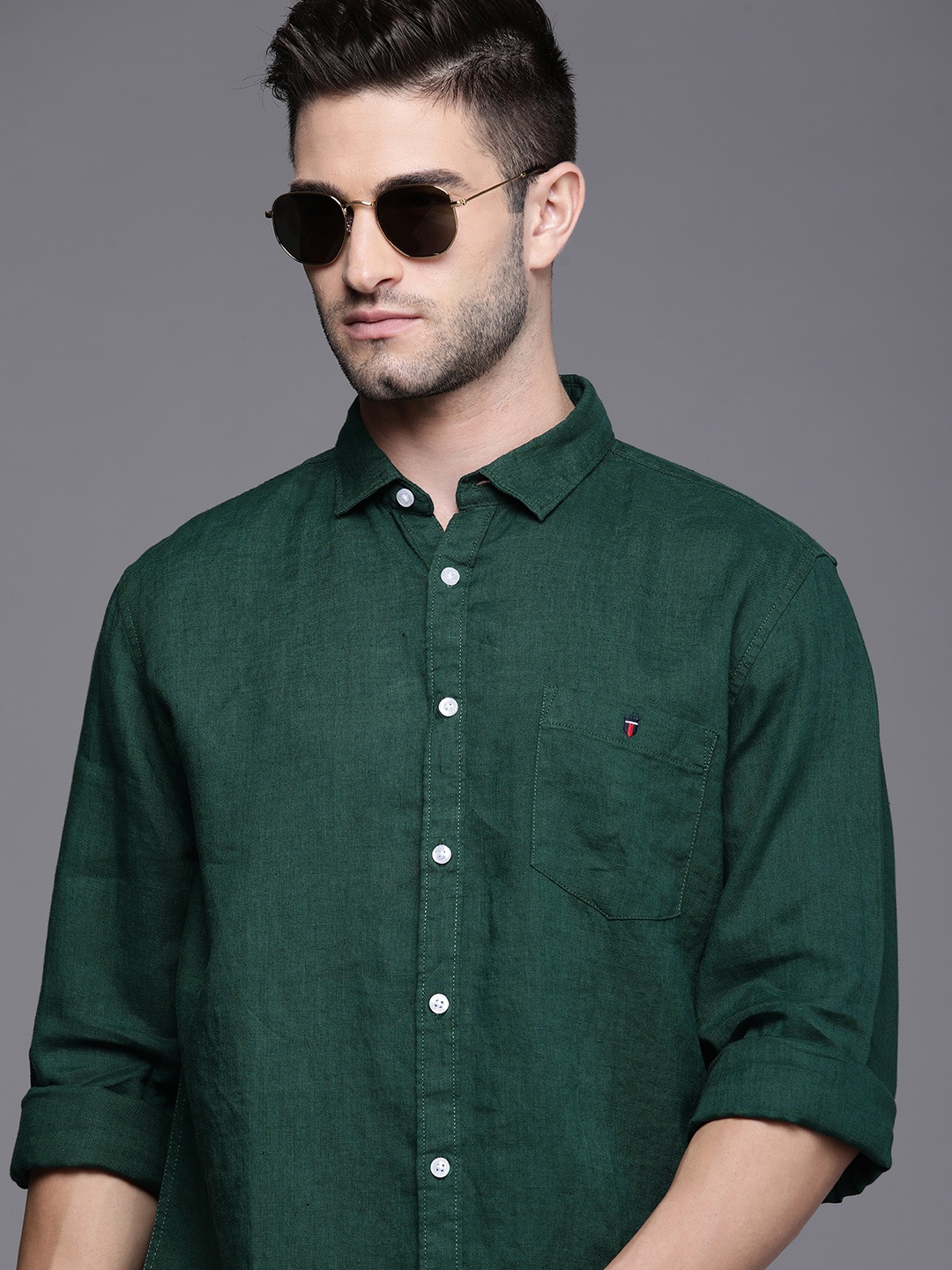 

Louis Philippe Jeans Men Green Slim Fit Linen Casual Shirt