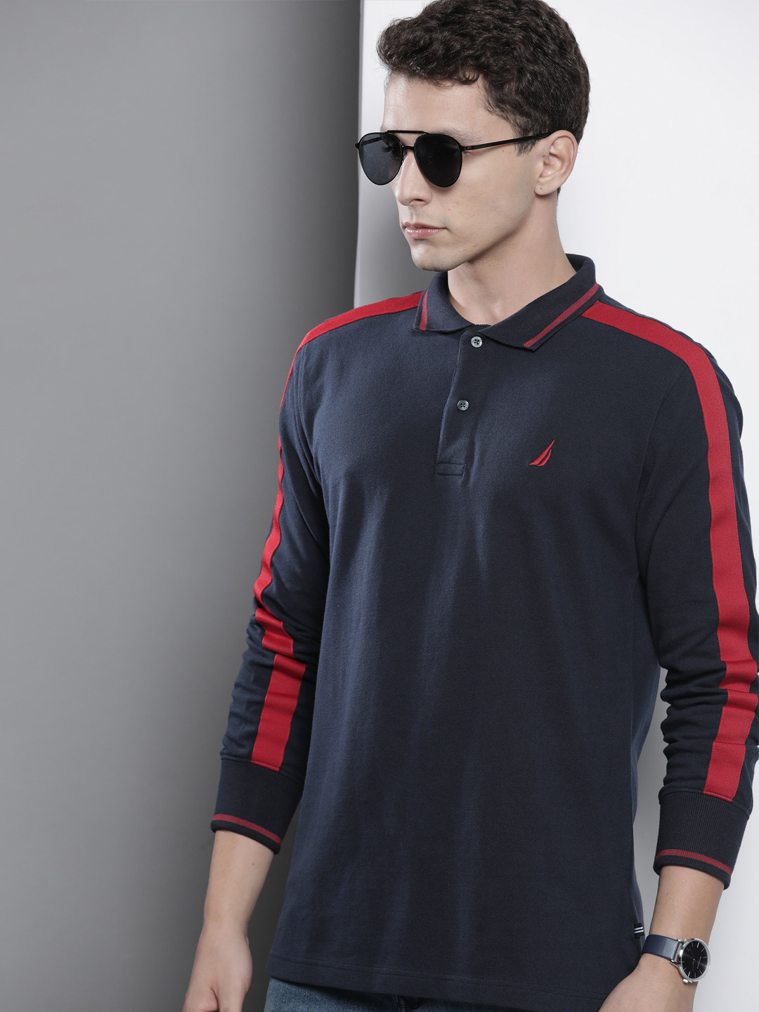 

Nautica Men Navy Blue Pure Cotton Solid Polo Collar T-shirt