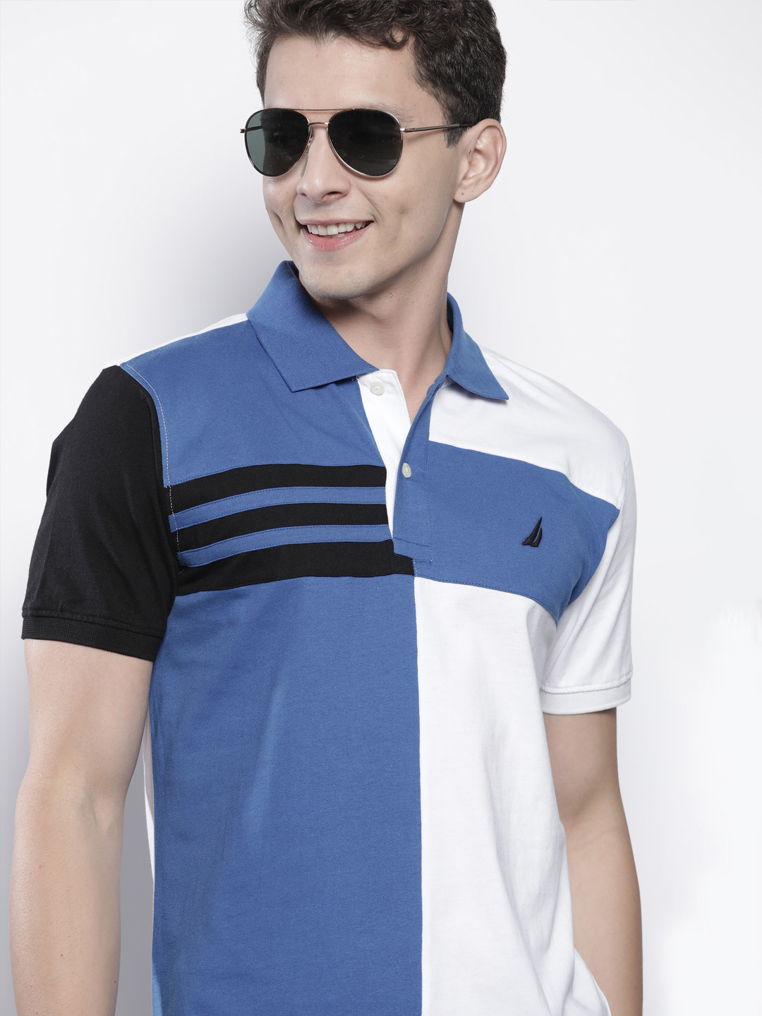 

Nautica Men Blue & White Pure Cotton Colourblocked Polo Collar T-shirt