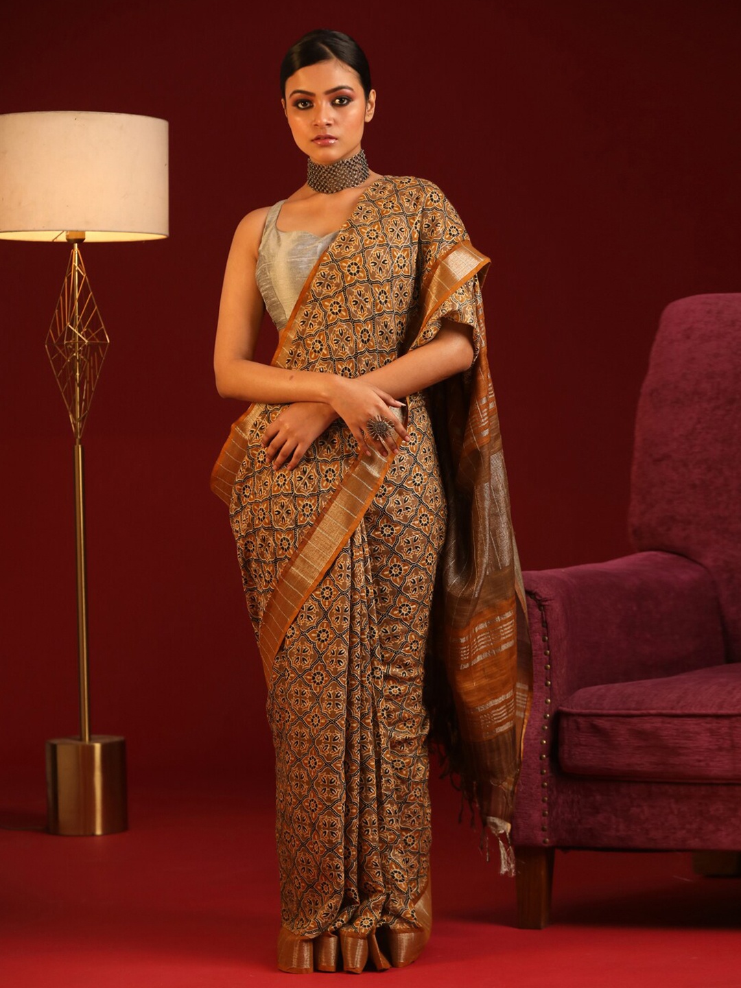 

Indethnic Mustard & Gold-Toned Printed Zari Bhagalpuri Saree
