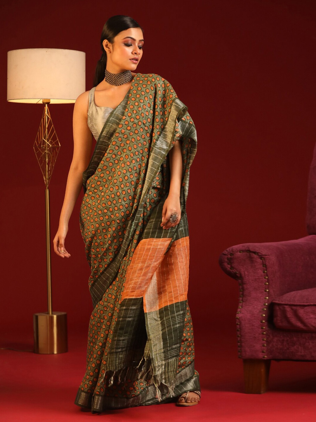 

Indethnic Green Handloom Bhagalpuri Saree