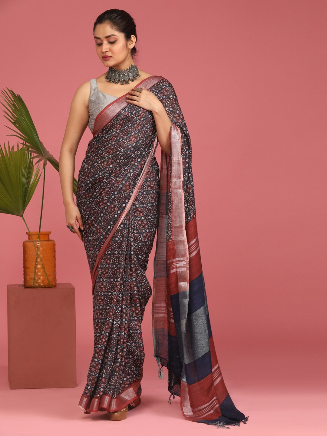 

Indethnic Blue & Silver-Toned Zari Bhagalpuri Saree