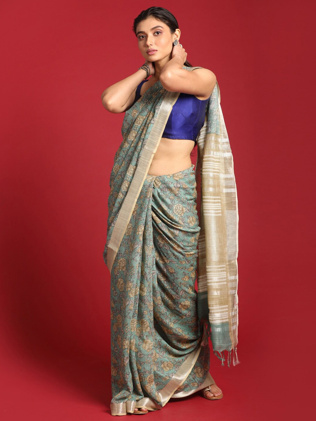 

Indethnic Green & Silver-Toned Floral Printed Zari Bhagalpuri Saree