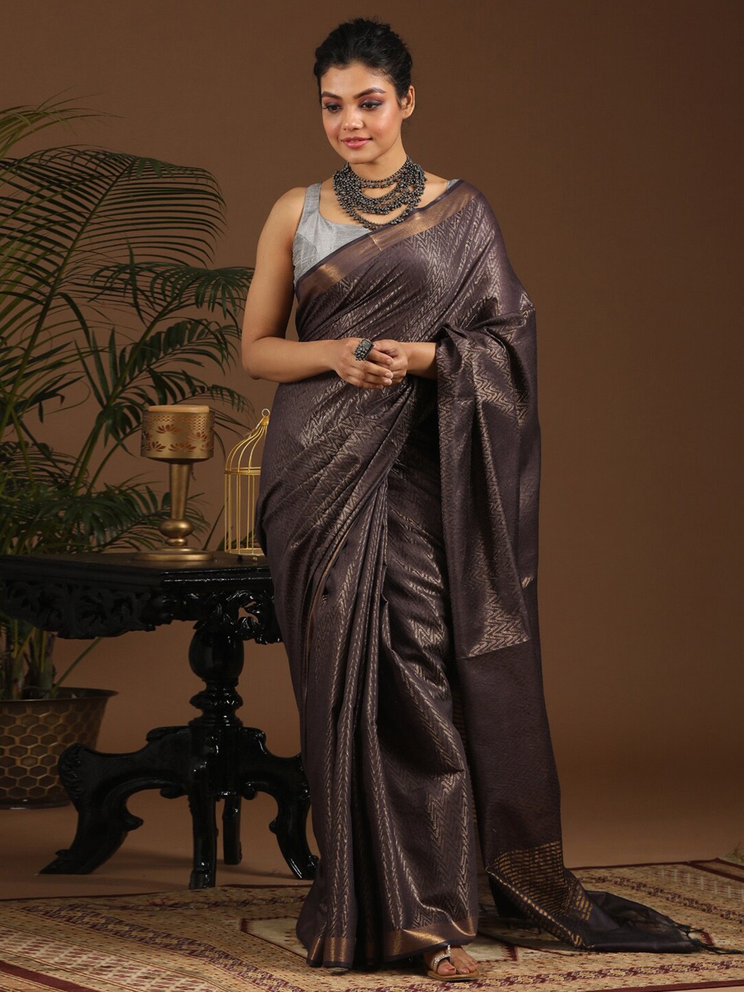 

Indethnic Black & Gold-Toned Zari Bhagalpuri Saree