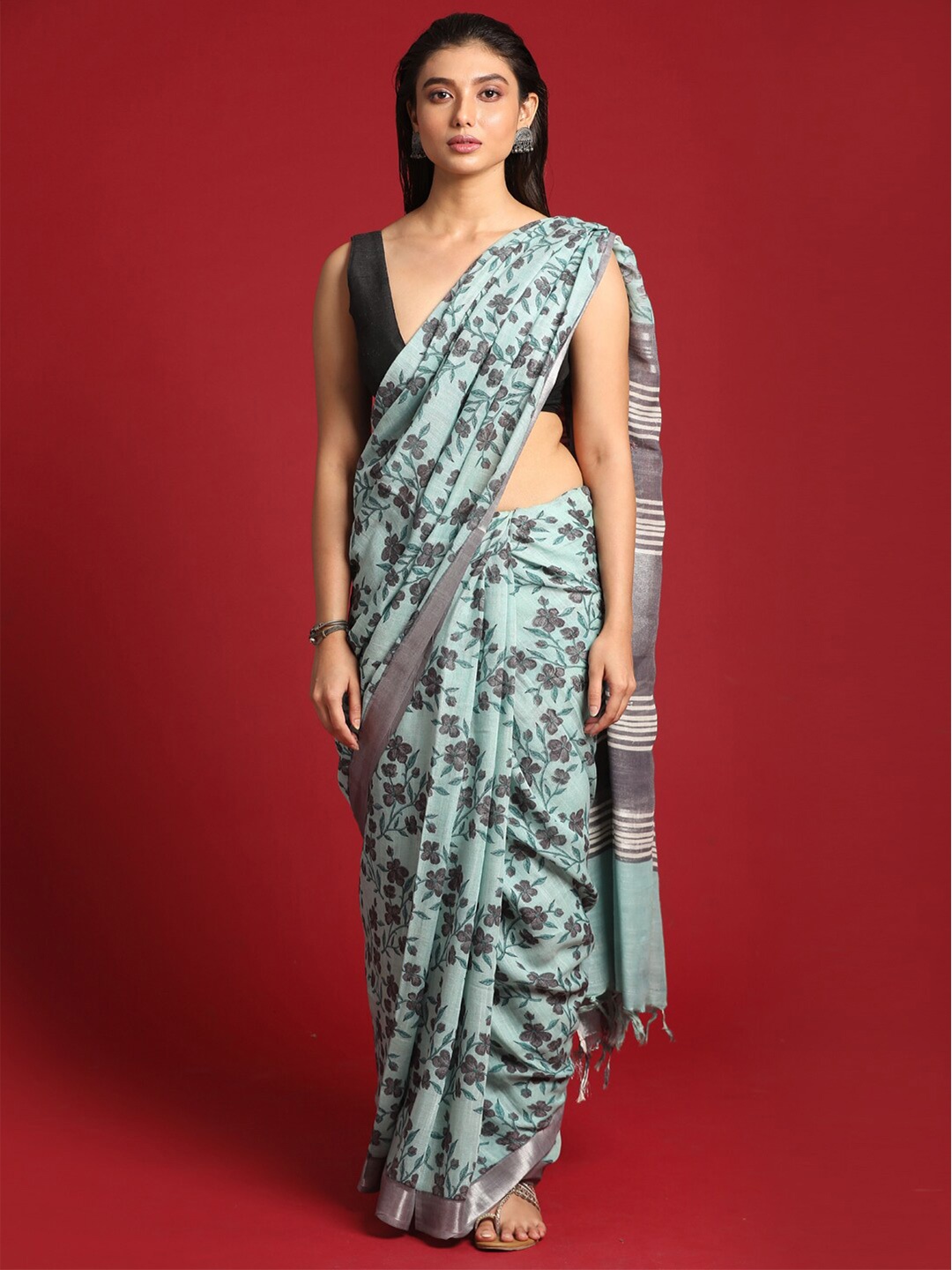 

Indethnic Green & Grey Floral Zari Bhagalpuri Saree