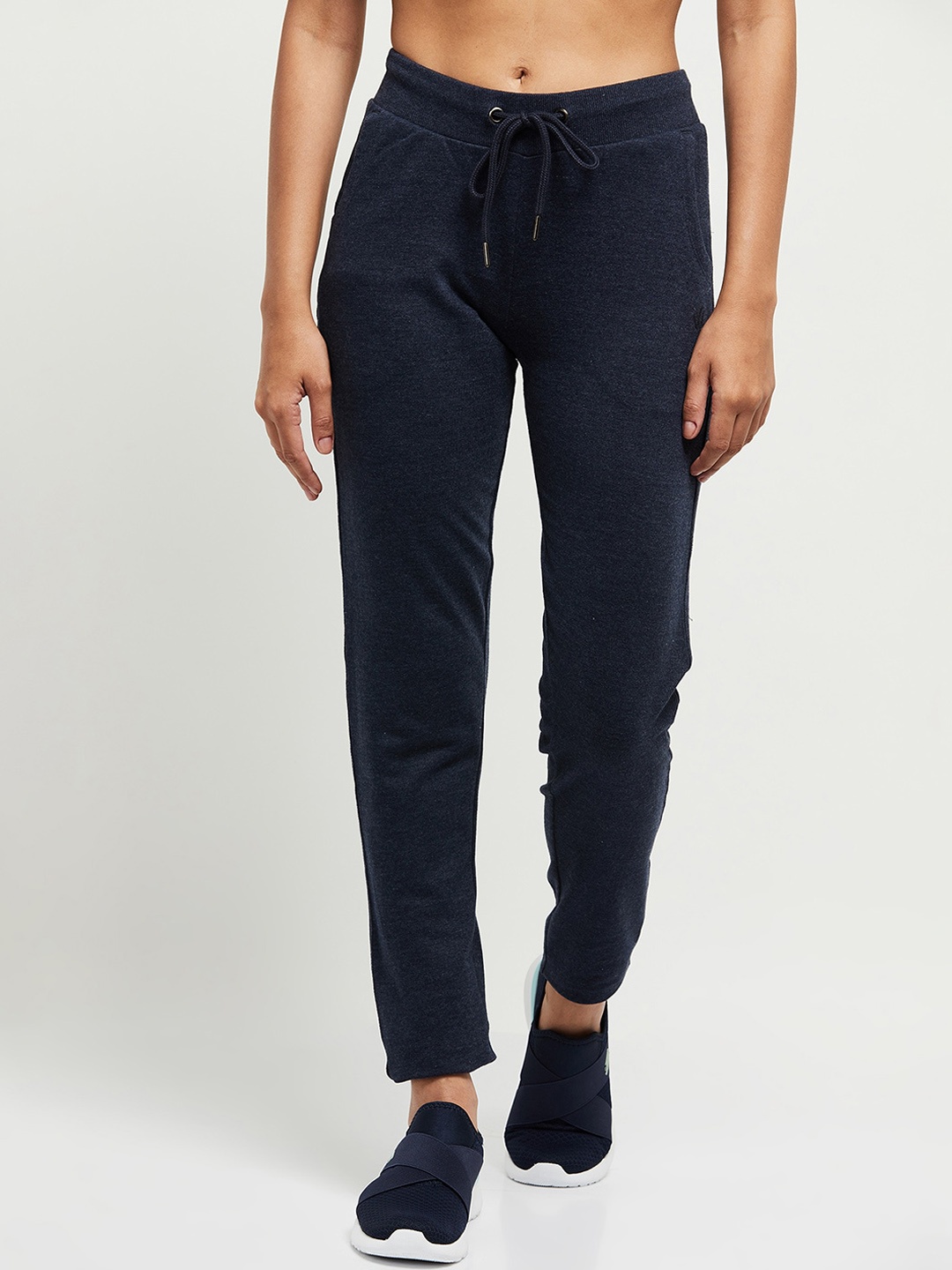 

max Women Navy Blue Solid Track Pants