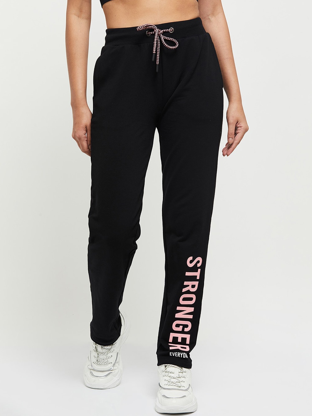 

max Women Black Solid Track Pants