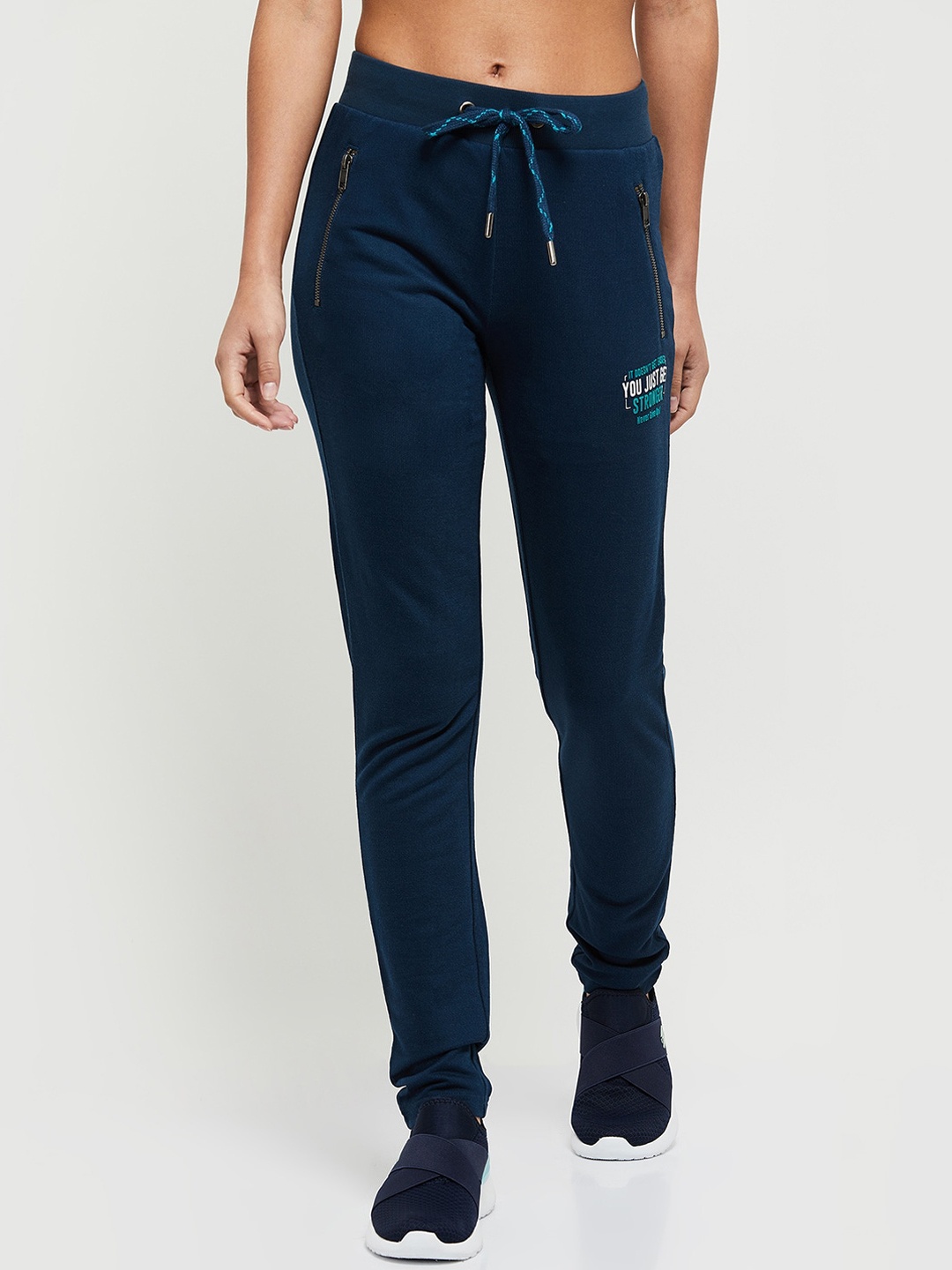 

max Women Blue Solid Cotton Track Pants