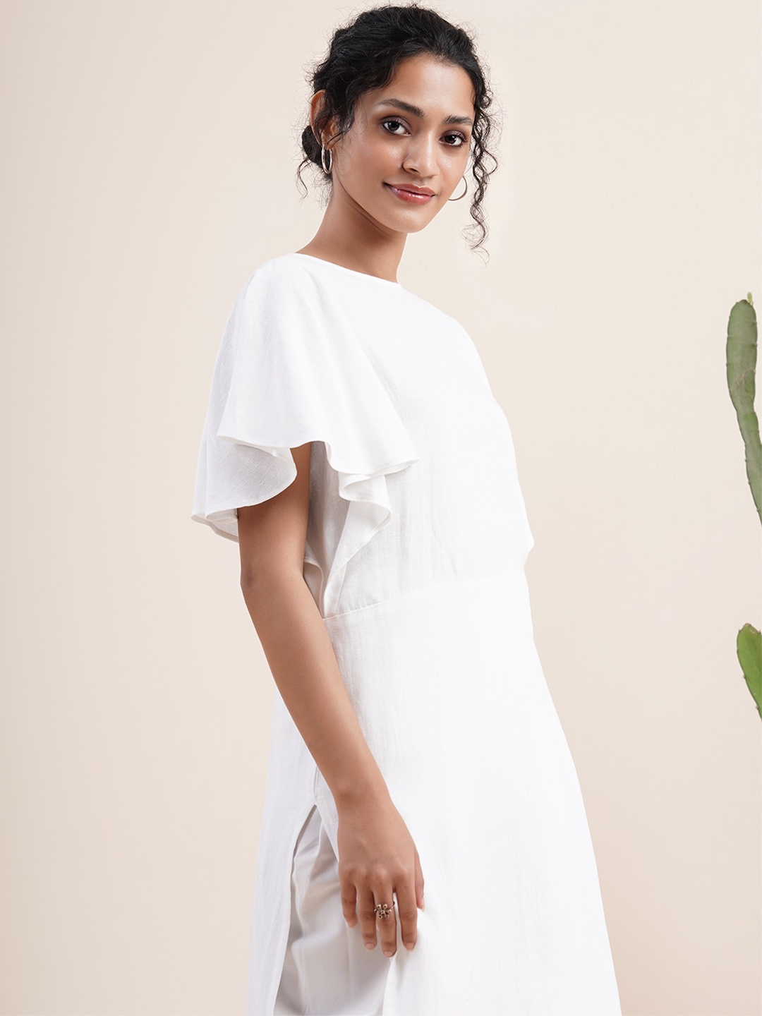 

Abhishti Women White Flared Sleeves Kurta
