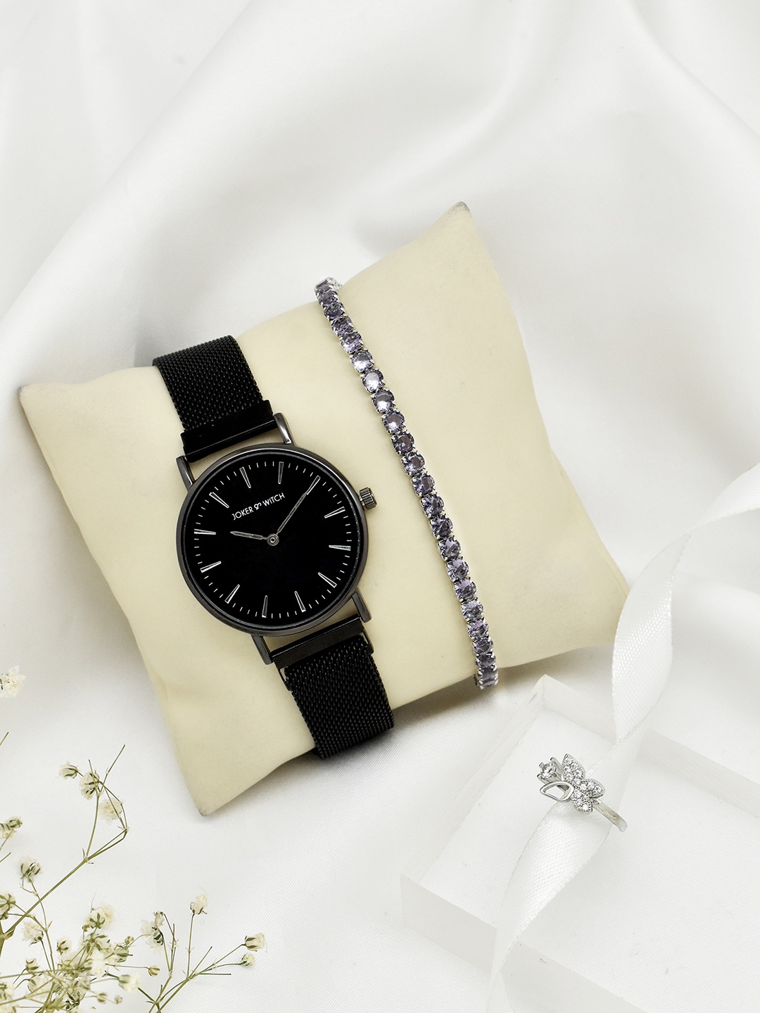 

JOKER & WITCH Women Silver & Black Solid Watch Gift Set