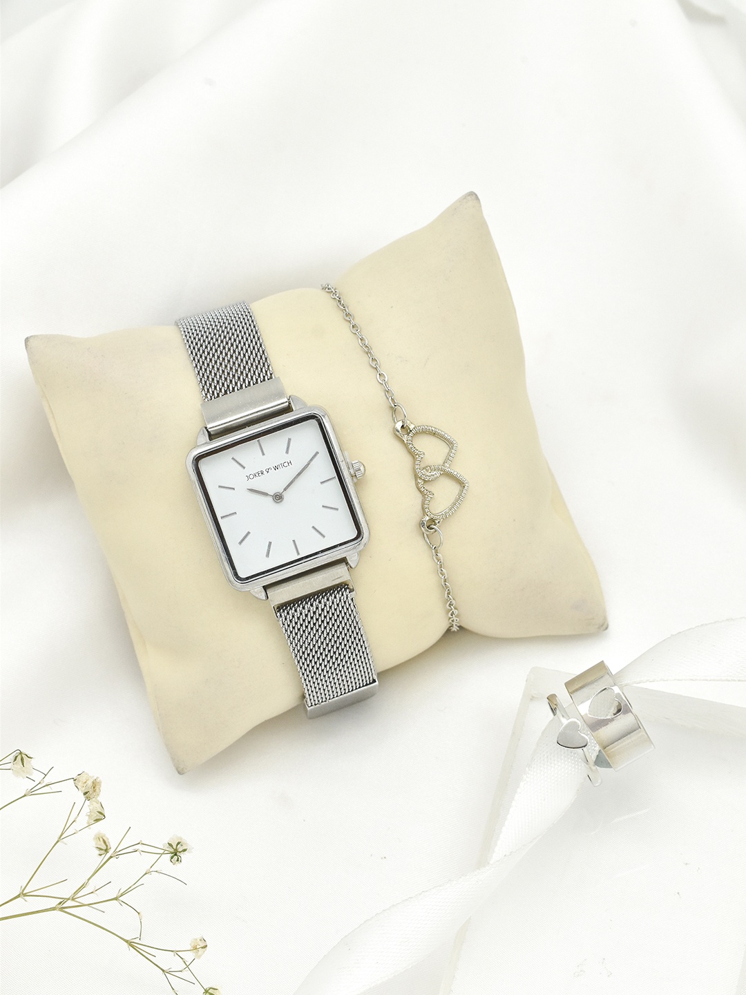 

JOKER & WITCH Women Silver-Toned & White Solid Watch & Jewellery Gift Set JWLT447
