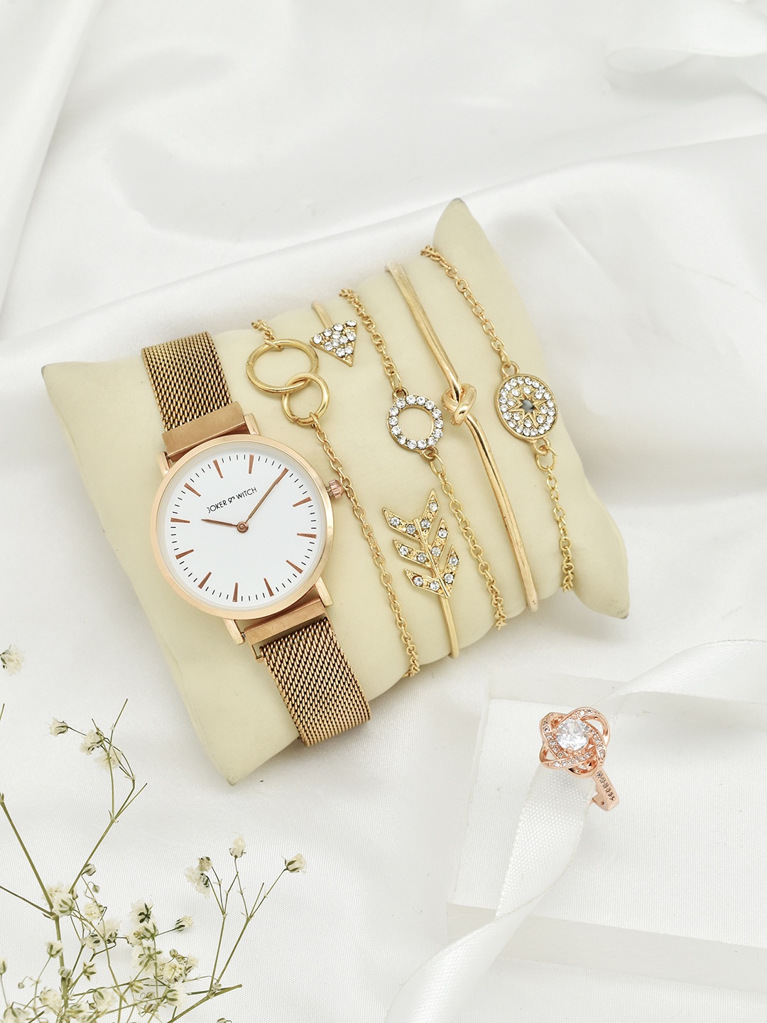 

JOKER & WITCH Women Rose Gold-Toned & White Watch Gift Set JWLT409