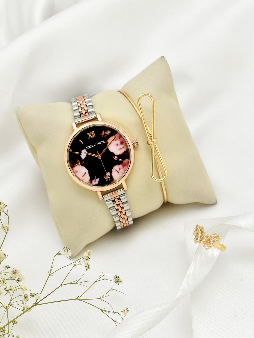 

JOKER & WITCH Women Silver-Toned & Rose Gold Watch Gift Set JWLT397