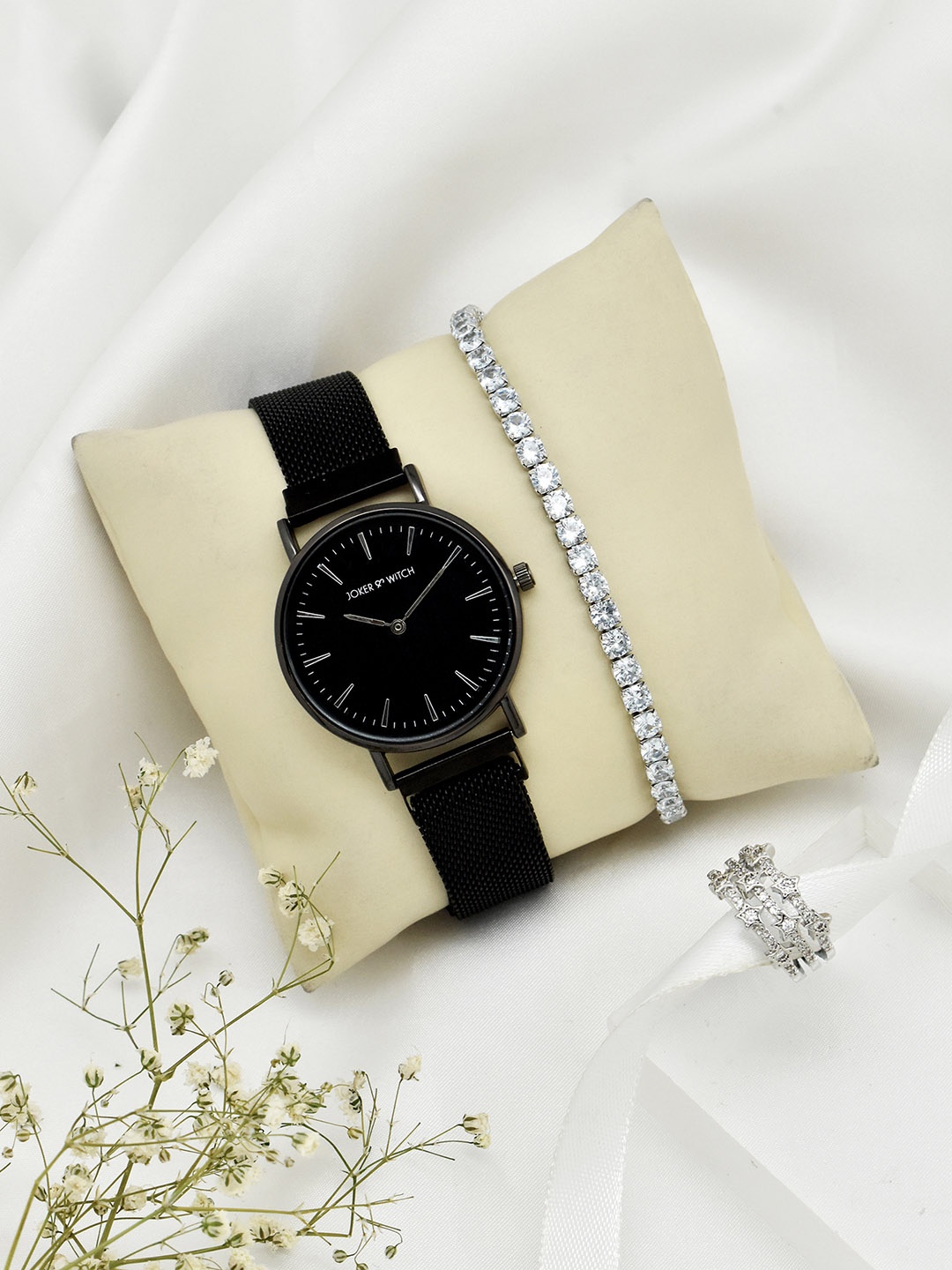

JOKER & WITCH Women Silver-Toned & Black Watch Gift Set