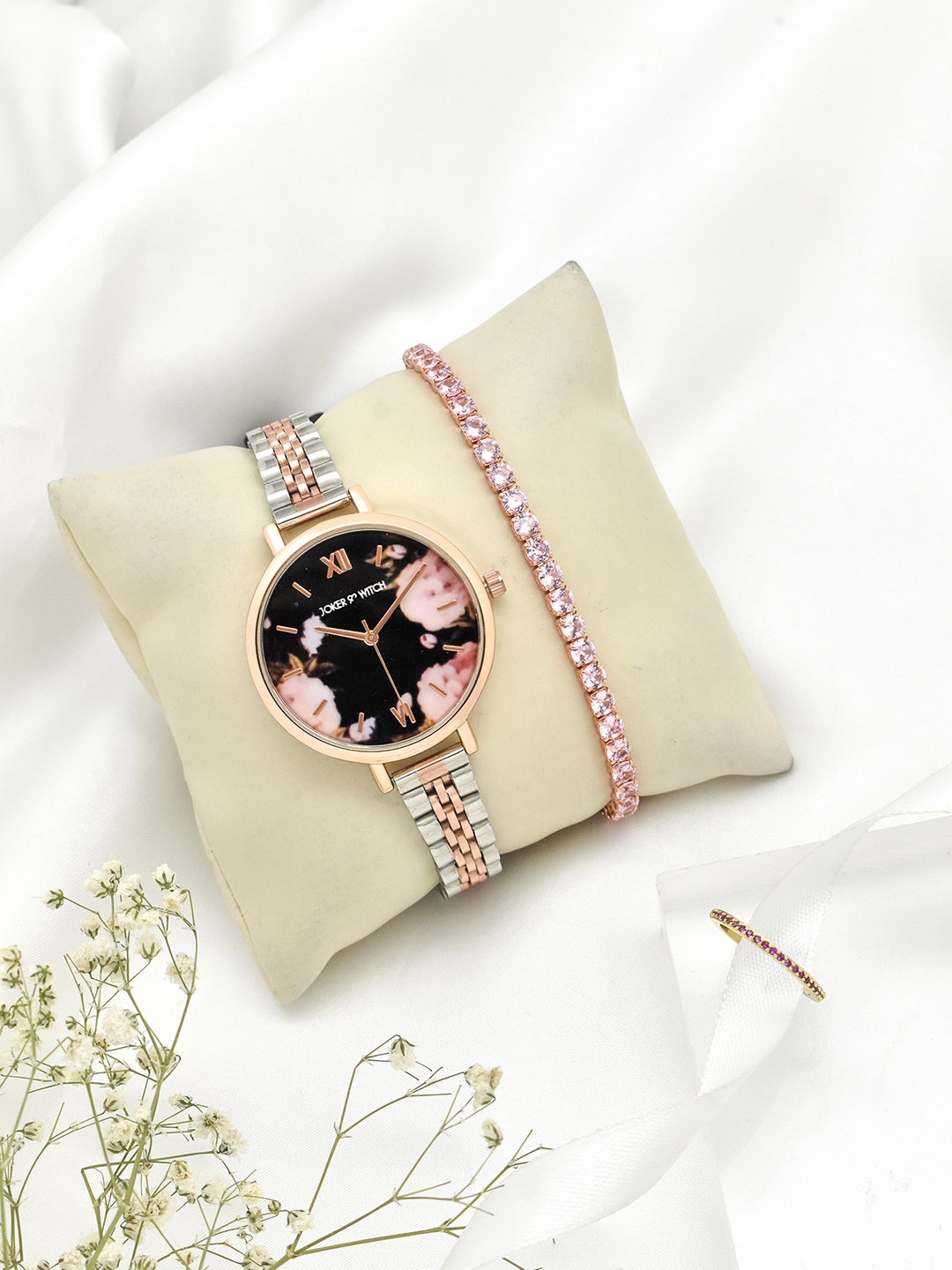 

JOKER & WITCH Women Rose Gold-Toned & Pink Watch Gift Set JWLT417