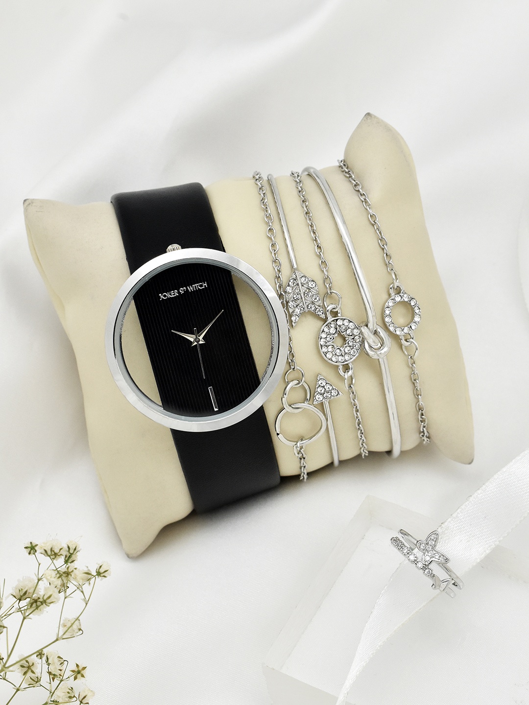 

JOKER & WITCH Women Silver & Black Solid Watch Gift Set