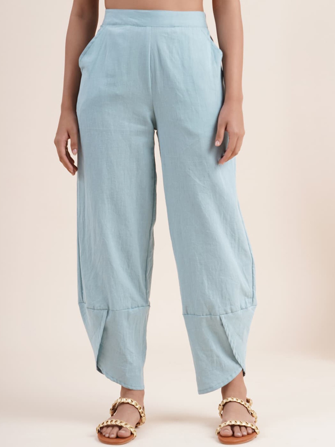 

Abhishti Women Blue Trousers