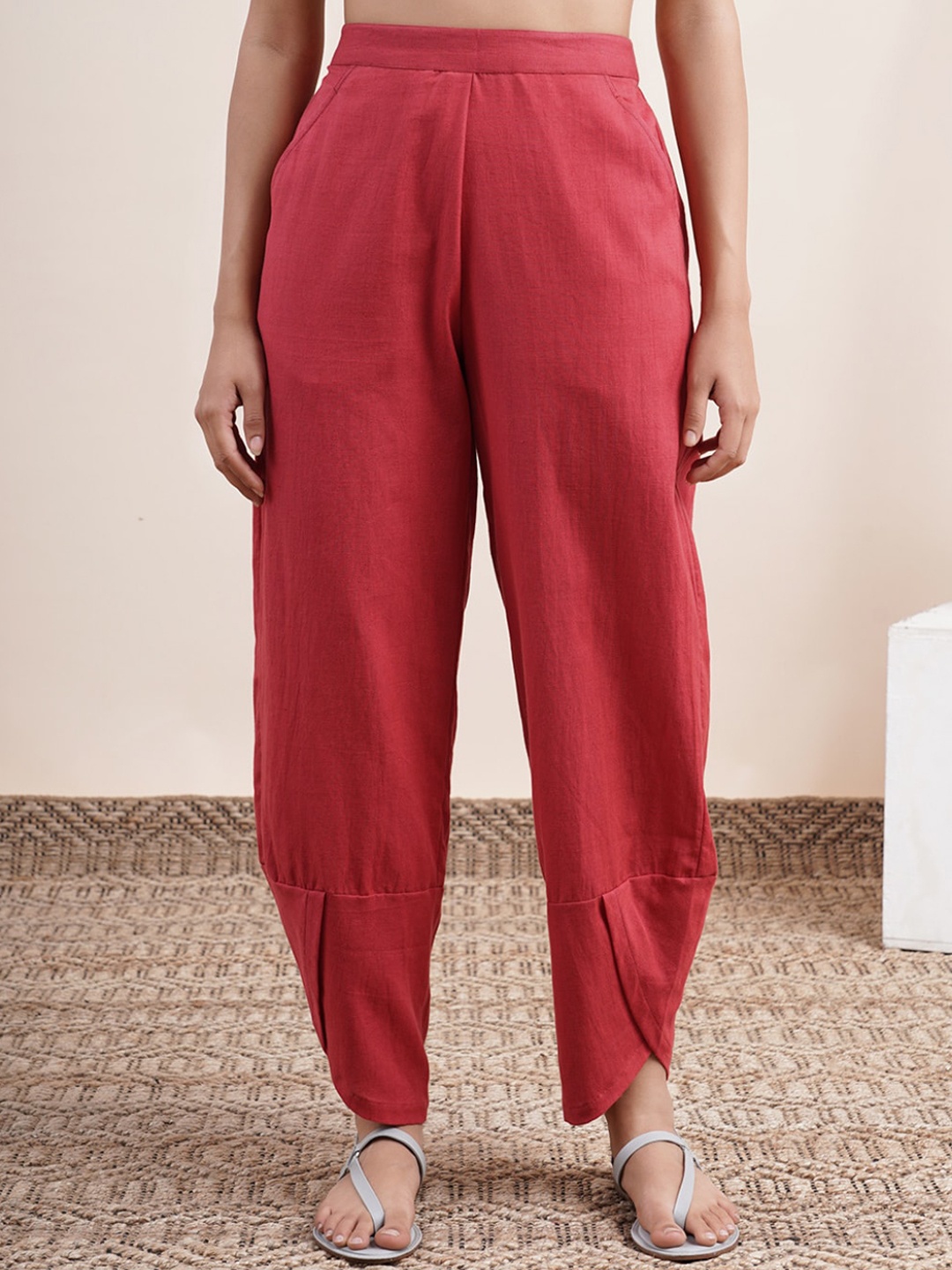 

Abhishti Women Maroon Trousers