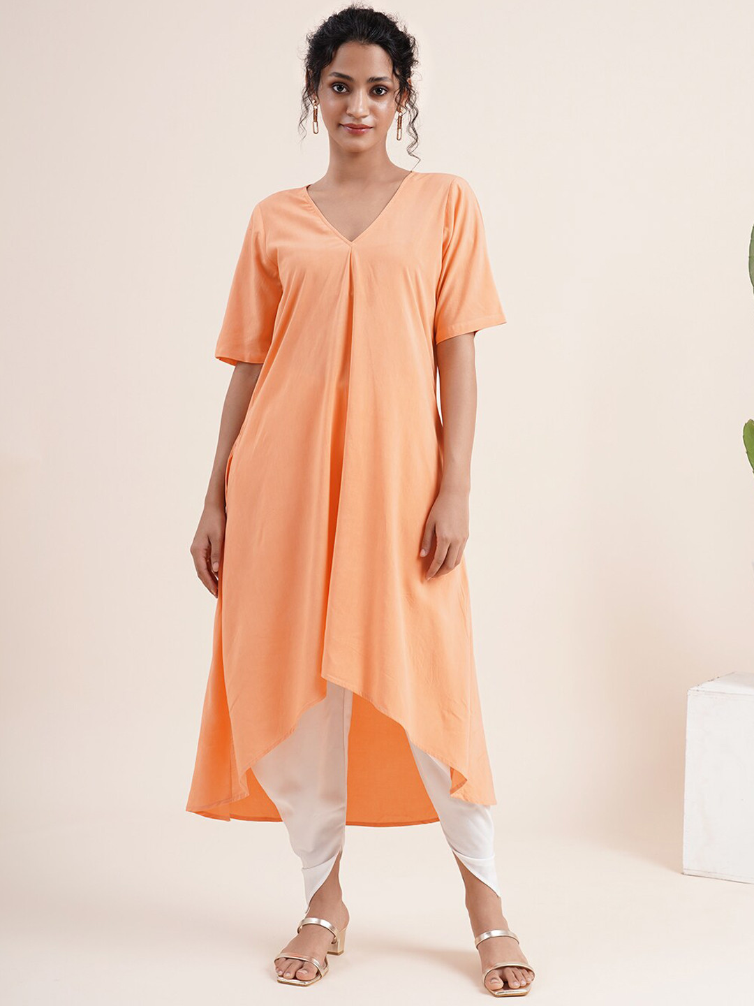 

Abhishti Pleated Detail Asymmetric A-Line Kurta with Dhoti Pants, Peach