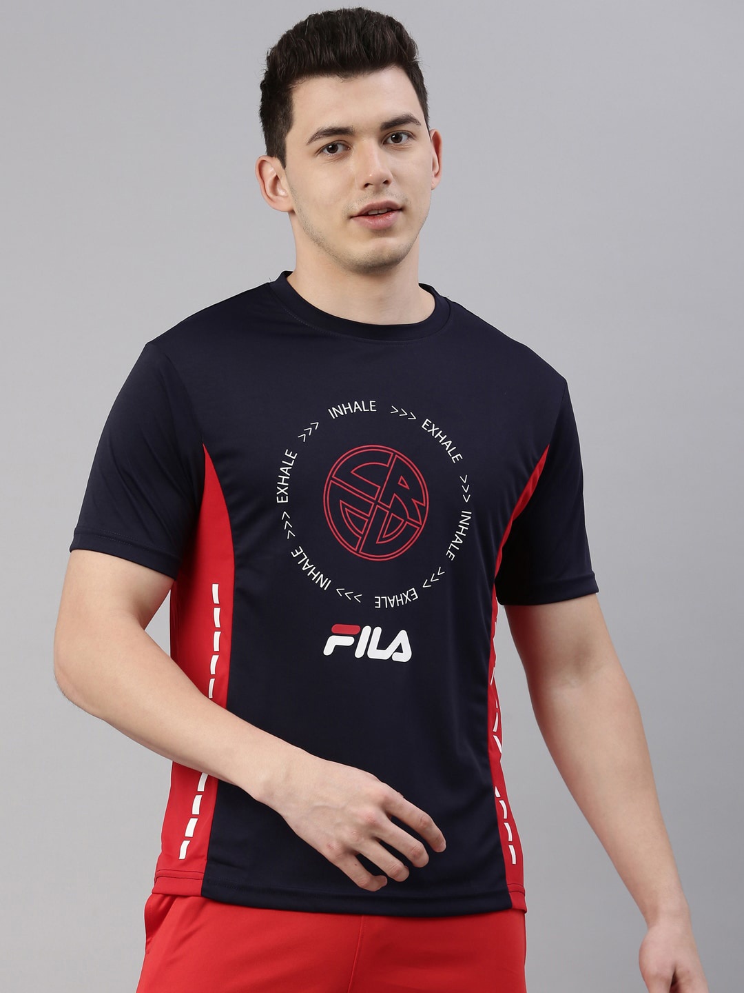 

FILA Men Blue Typography Printed Organic Cotton Applique Training or Gym T-shirt