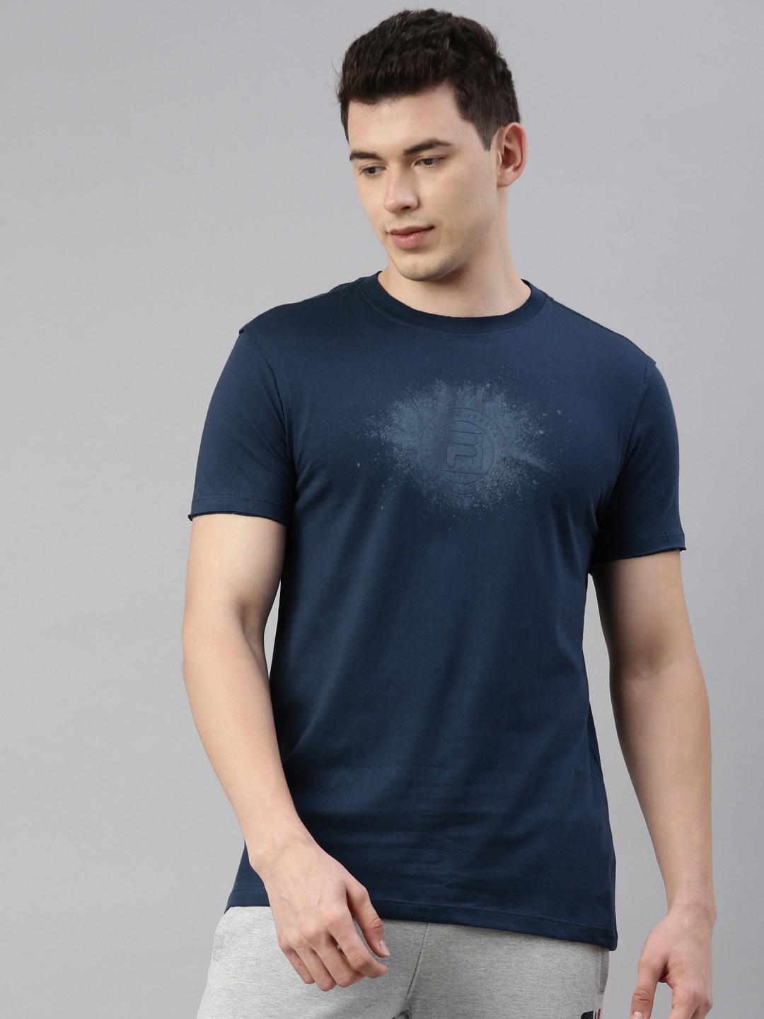 

FILA Men Blue Printed Organic Cotton Applique Training or Gym T-shirt