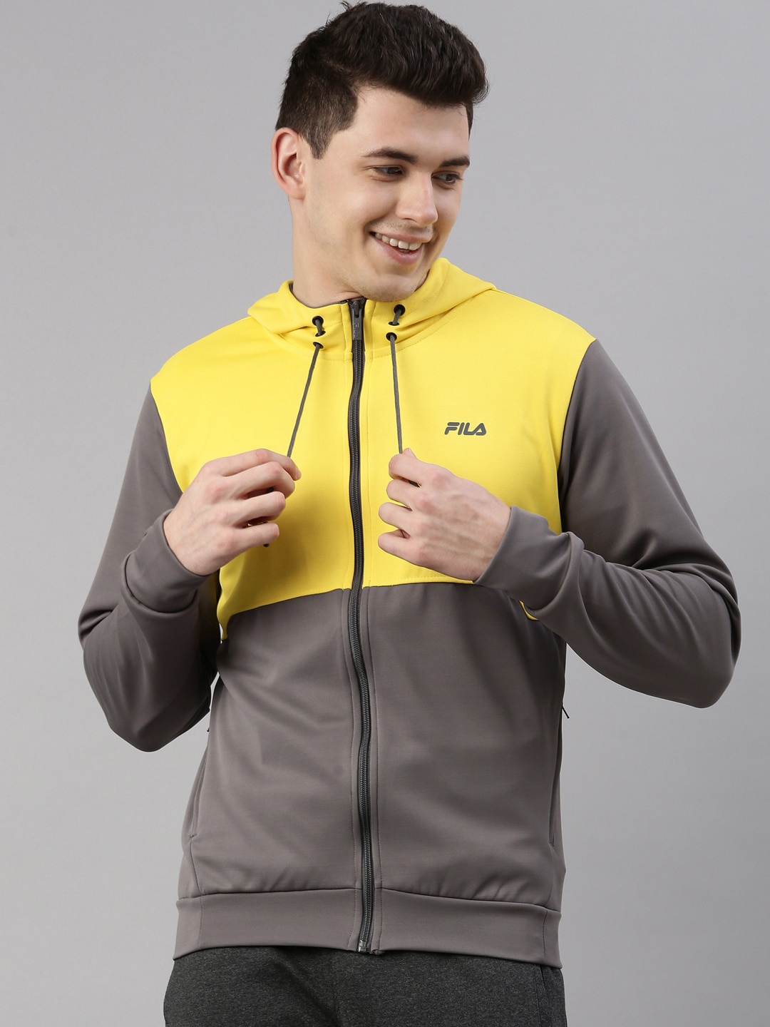 

FILA Men Grey Colourblocked Sweatshirt